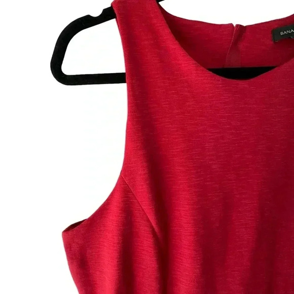 BANANA REPUBLIC | NWOT | SLEEVELESS PONTE KNIT FLOUNCE HEM DRESS | SIZE: 10 - Picture 3 of 8